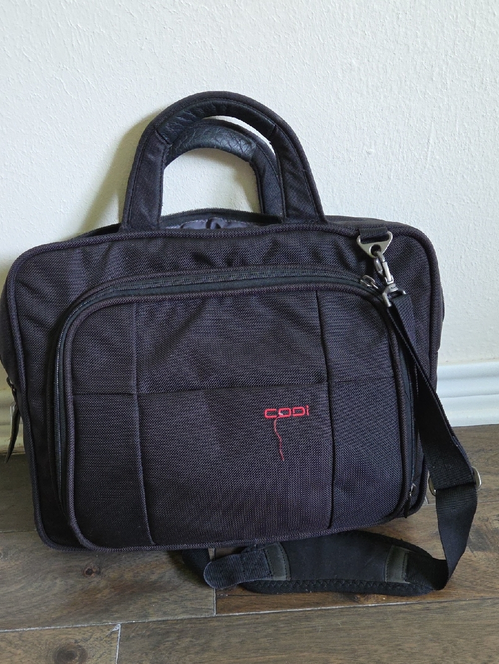 Unbranded Black Men’s Laptop Briefcase with Shoulder Strap